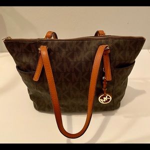 Michael Kors Logo Tote